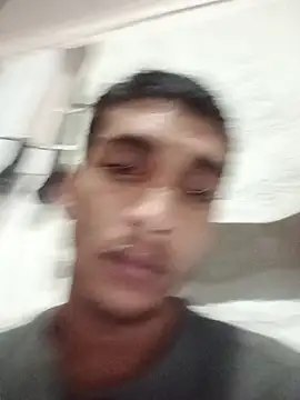 NaughtyGuy0071 webcam