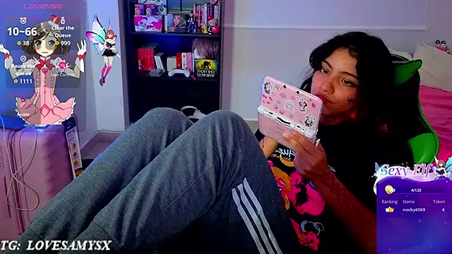 Lovelyamyy webcam