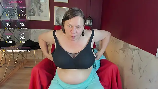 KellyPerfection webcam