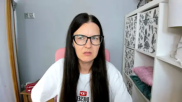 NadiaXlove webcam