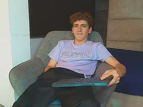 Tyler_Mcrey webcam