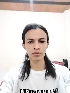 Aisha_hotts777 webcam