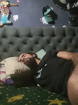 hairy_mannn live cam on StripChat