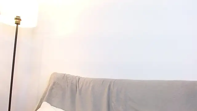 Elle_Lee_ Live Webcam on Stripchat
