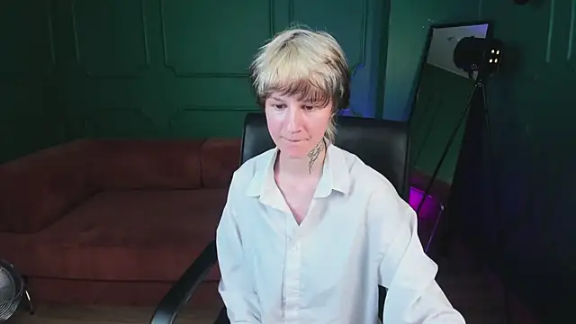 Senpai_Sins webcam