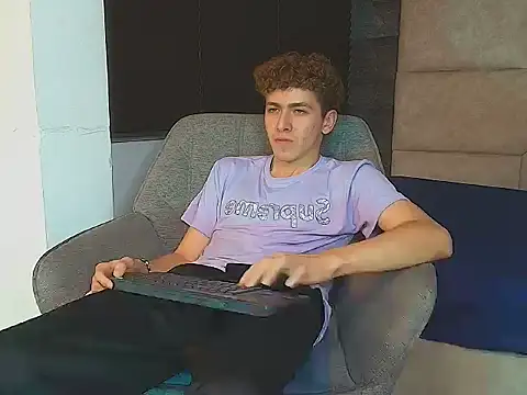 Tyler_Mcrey webcam
