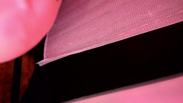 sourcherryes webcam