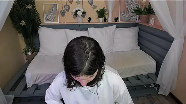 NoriMoore webcam