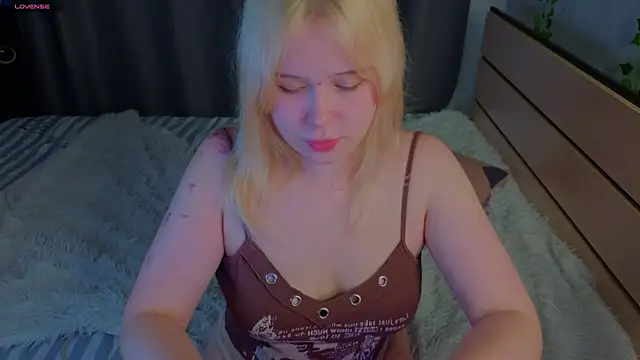unburnedgirl webcam
