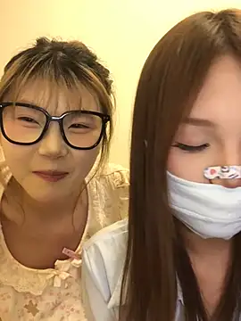 Rocket-Girl live cam on StripChat