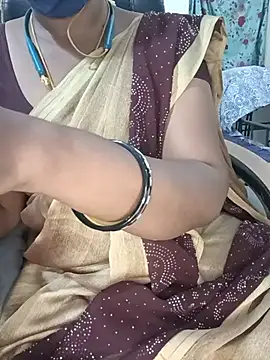 Tamil-hotwife webcam