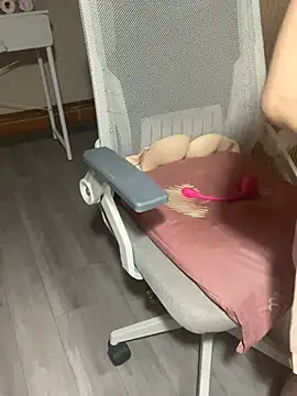 Mina048 webcam