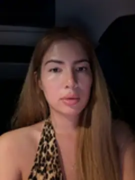 ClaireBree's live cam