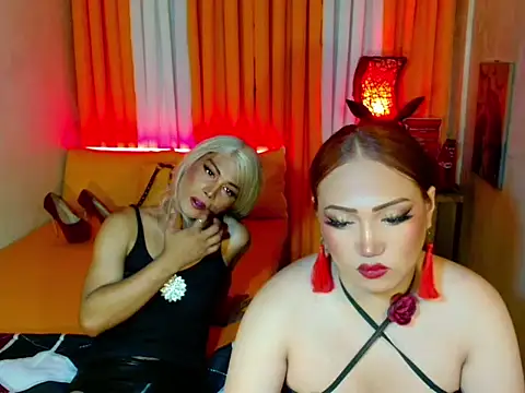 Phenomenal_Shemale webcam