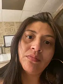 kriztal_pretty webcam