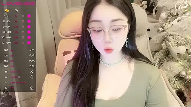Monica-666888- webcam