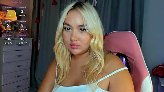 _Loneve__ webcam