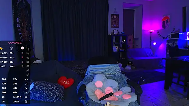 NicoleFancy webcam
