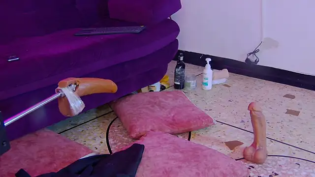 Daliana_Gounbolt webcam