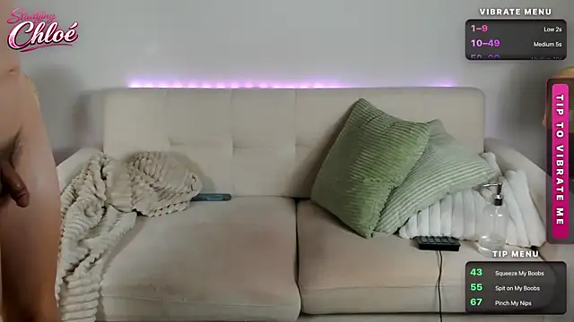 itschloelaurent webcam