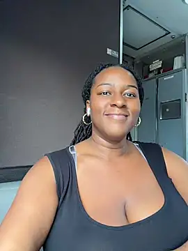 GirthGoddessCoco webcam