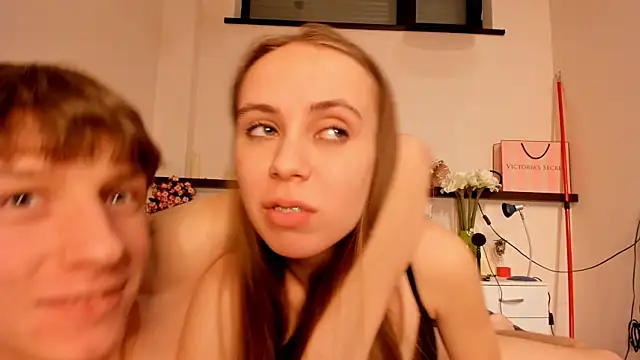4u4Love live sex cam