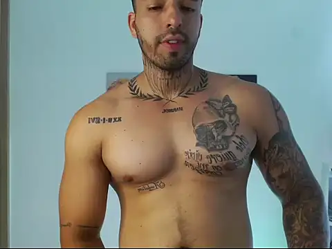 Jacobb_Phoenix live cam on StripChat