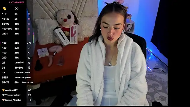 Mia_Victoria22 webcam