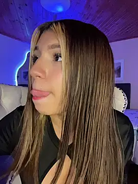 Isabella18_pink webcam