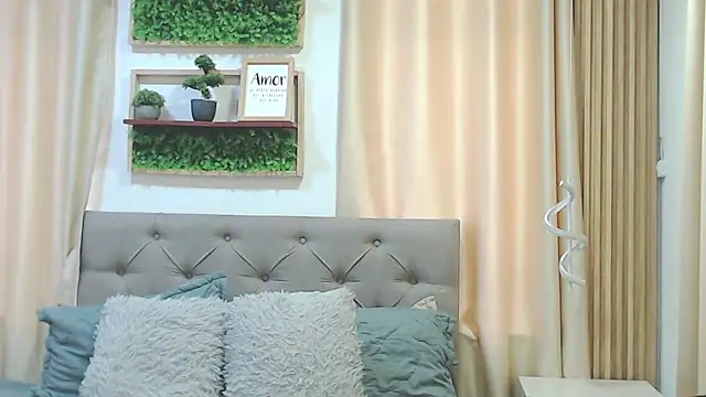 sasi_luna webcam