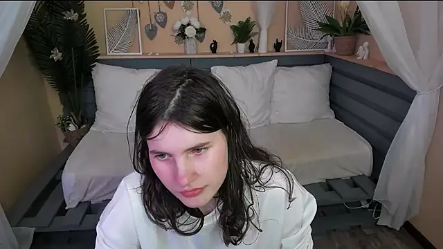 NoriMoore webcam