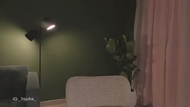 Lovinggirl_ webcam