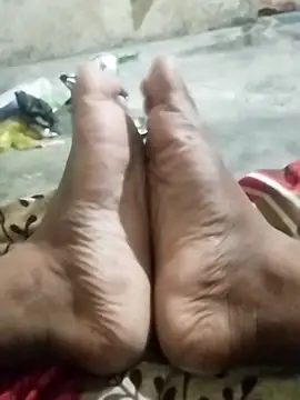 BigFeet96 webcam