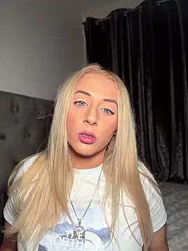 Strongqueen webcam