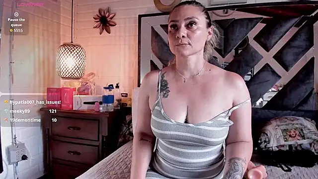 annie_vega17_ webcam
