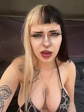 Paige_Turner webcam