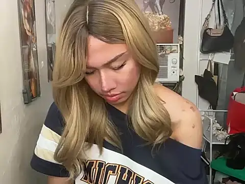 Miss_CandyX webcam