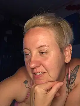 SofiaAmour webcam