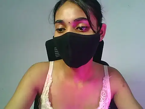 Shanaya_xo webcam