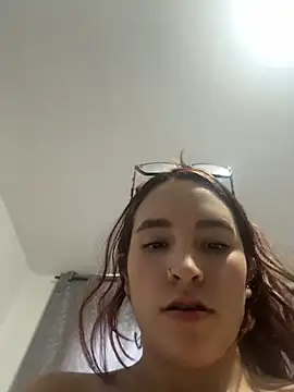 JUANITA-007 webcam