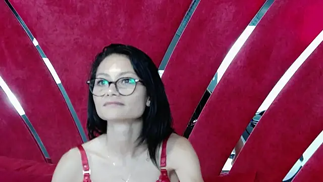 MayaLeey webcam