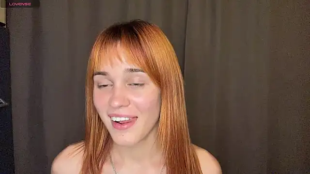 lovely_redhead webcam