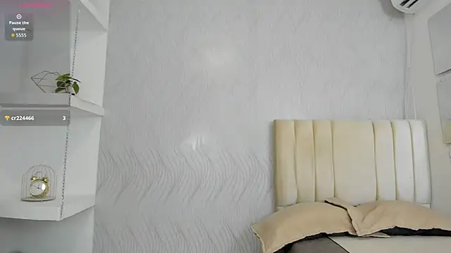 michell_sael webcam