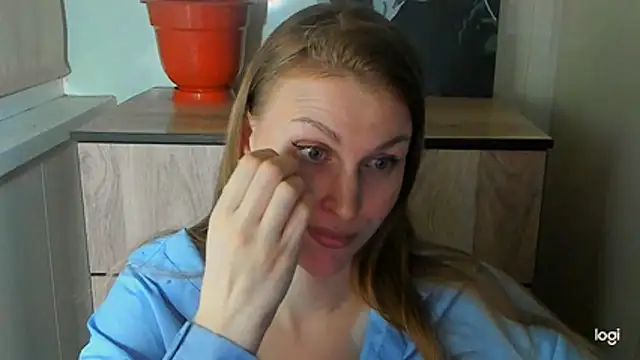 JuliaMuuun live cam on StripChat