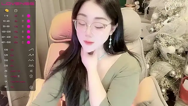 Monica-666888- webcam