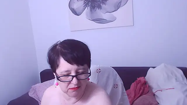 ChristaRose live cam on StripChat