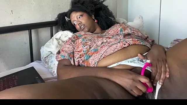 juicy_janet webcam