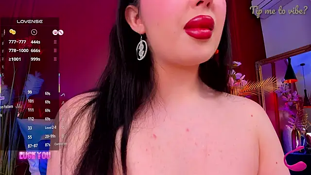mayzzie (F teen) - NAKED OILSHOW + LT CONTROL 2 TOYS 5 MIN
