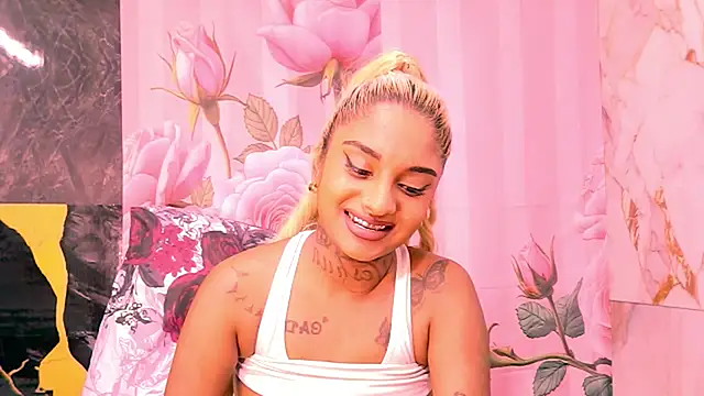 indian_barbie webcam