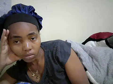 MidnightNala webcam